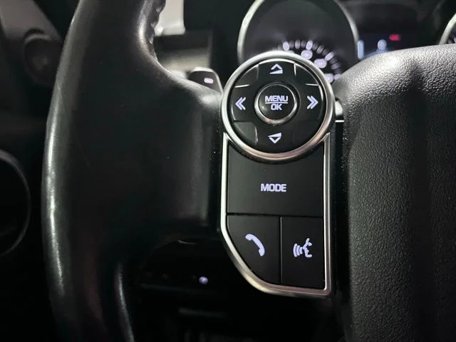 Used 2017 Black Land Rover First Edition image 26