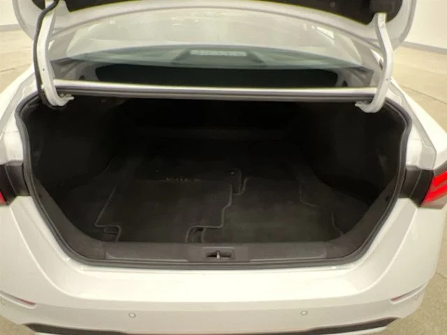 2024 Nissan Sentra SV - Photo 36