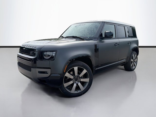 2026 Land Rover Defender 110 V8
