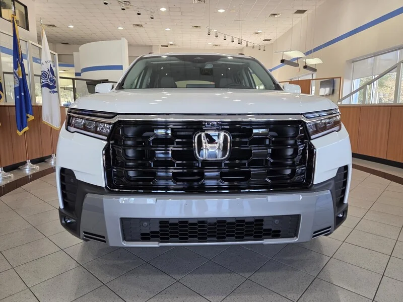 New 2026 Platinum White Pearl Honda ELITE AWD image 2