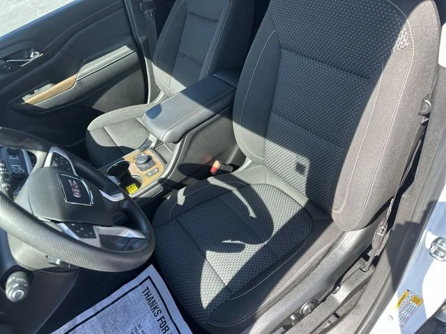 2023 GMC Acadia SLE - Photo 15