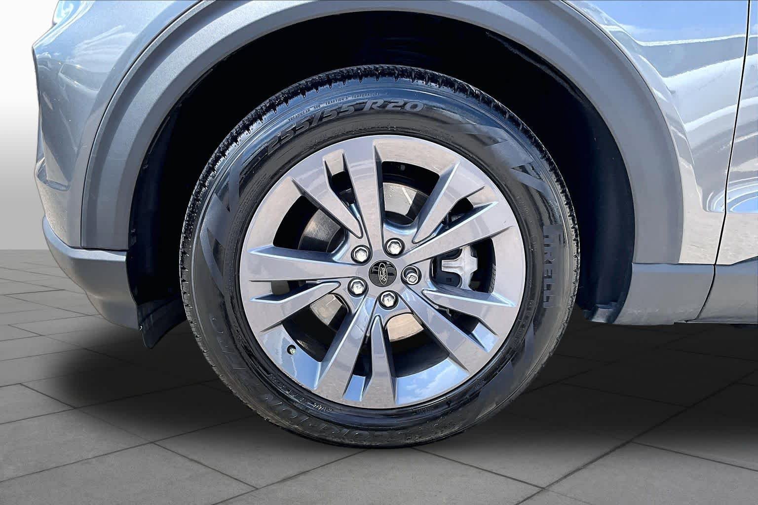 Certified Used 2023 Carbonized Gray Ford XLT image 11