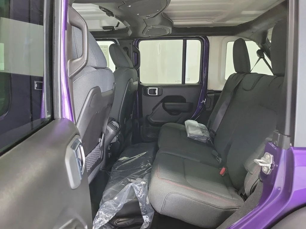 New 2026 Reign Jeep Rubicon image 9