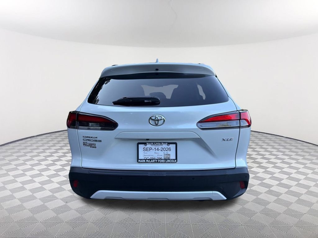 Used 2024 Beige Toyota XLE image 6