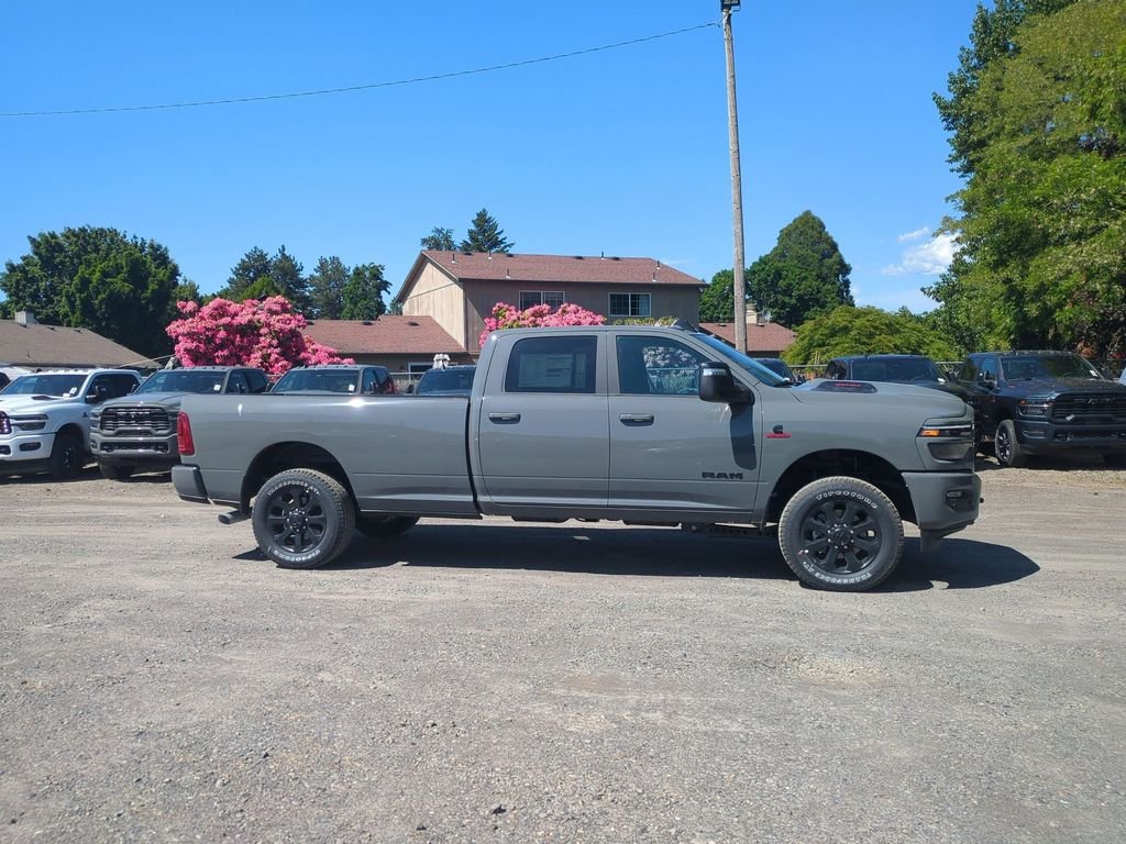 New 2026 Ceramic Gray Clear-Coat Exterior Paint RAM Laramie image 8
