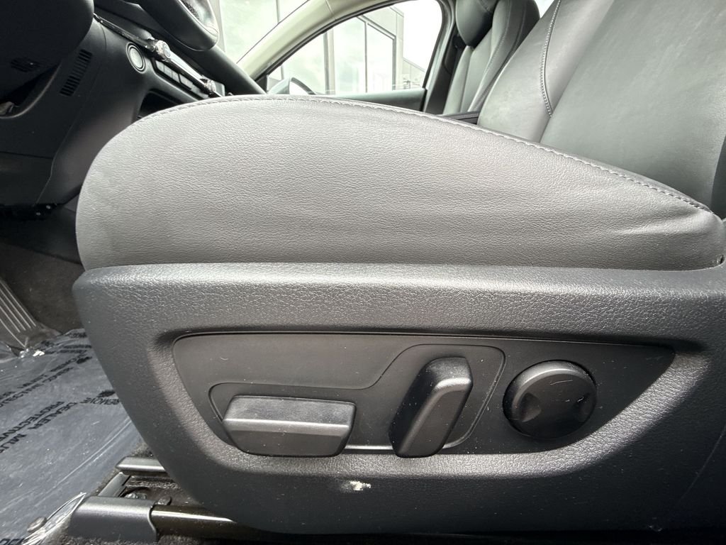 Used 2023 Gray Mazda 2.5 S Preferred Package image 12
