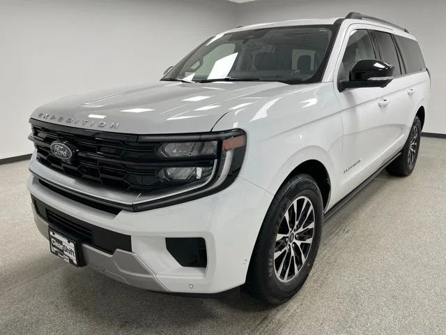 Used 2025 White Ford Platinum image 4