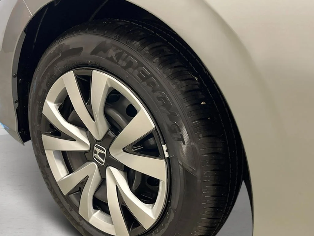 New 2026 Solar Silver Metallic Honda LX image 12