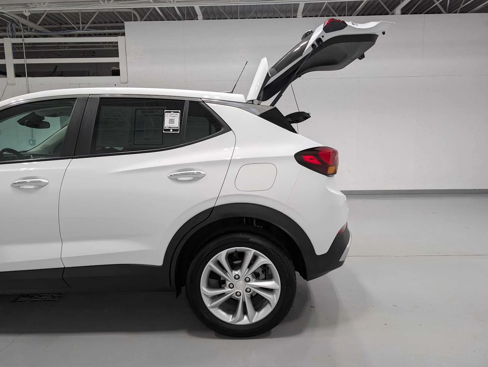 Used 2023 Summit White Buick Preferred image 11