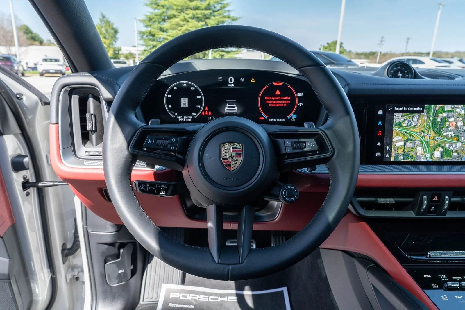 Used 2025 White Porsche S E-Hybrid Coupe image 25