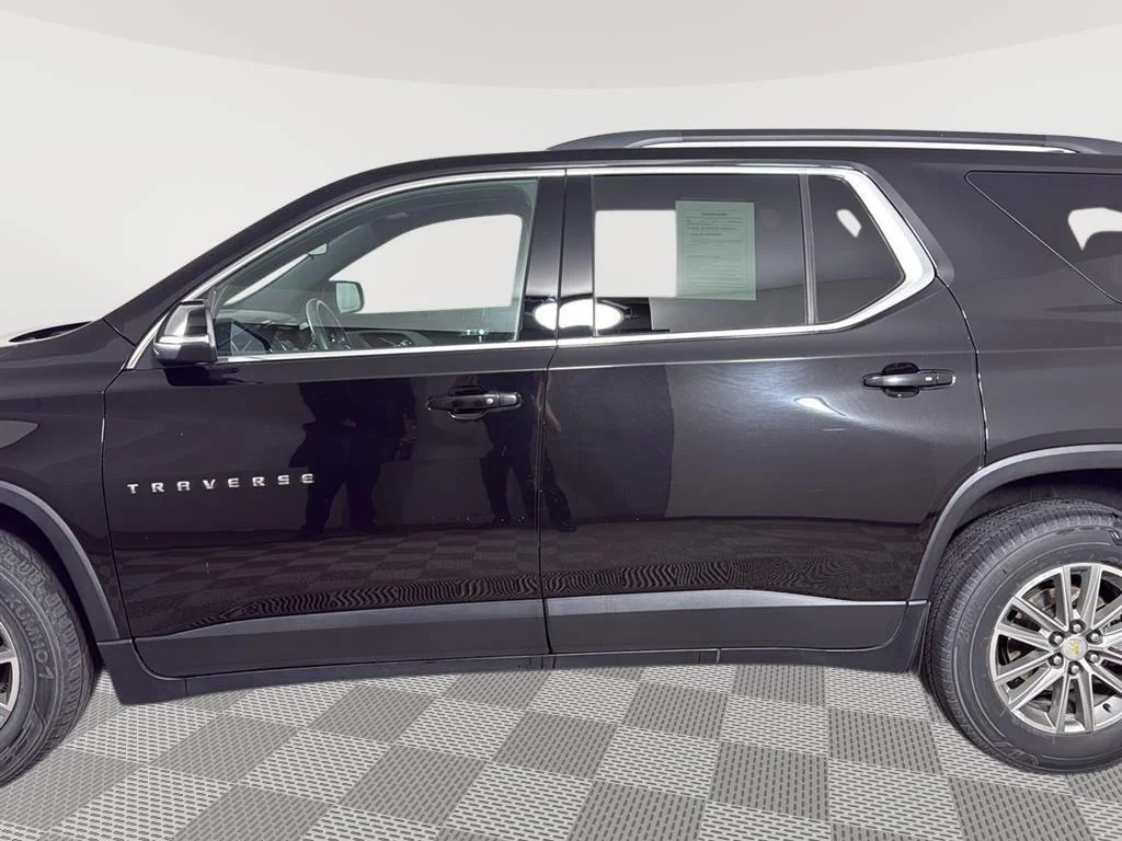 Used 2022 BLACK Chevrolet LT Leather image 4