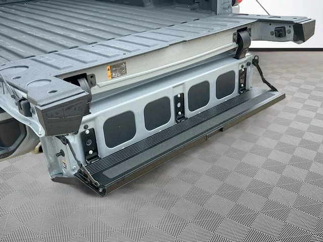 Used 2025 Gray GMC Denali image 34