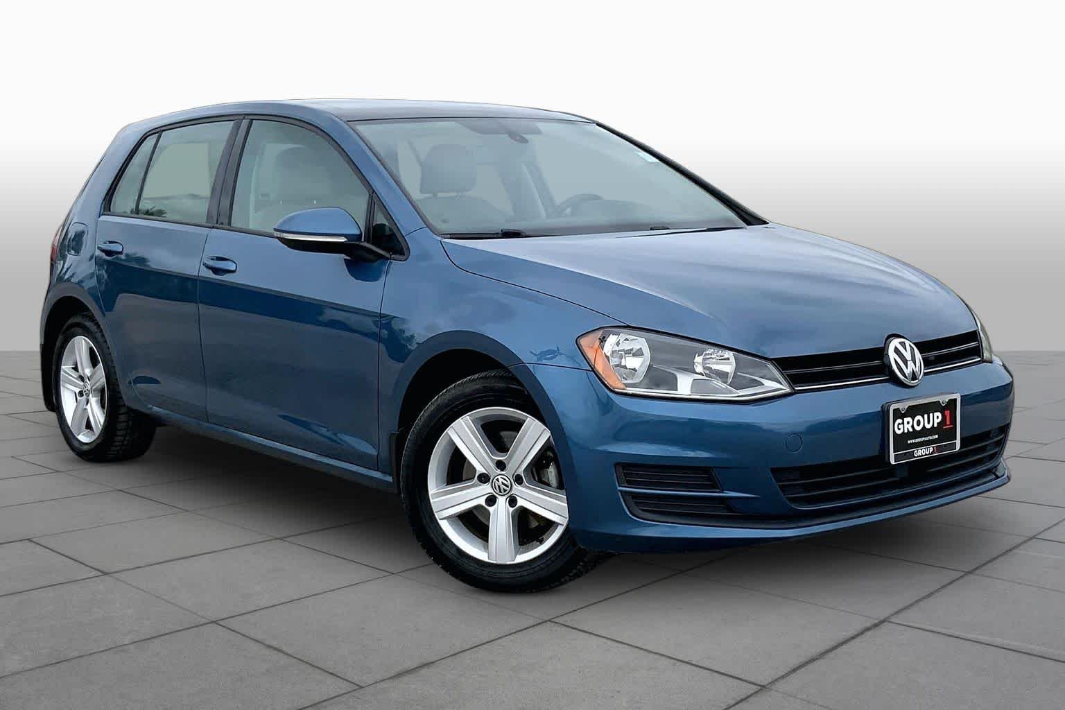 Used 2017 Silk Blue Metallic Volkswagen Wolfsburg Edition image 3