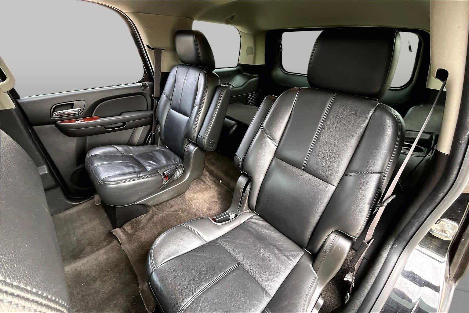 Used 2013 Black Chevrolet LT image 19