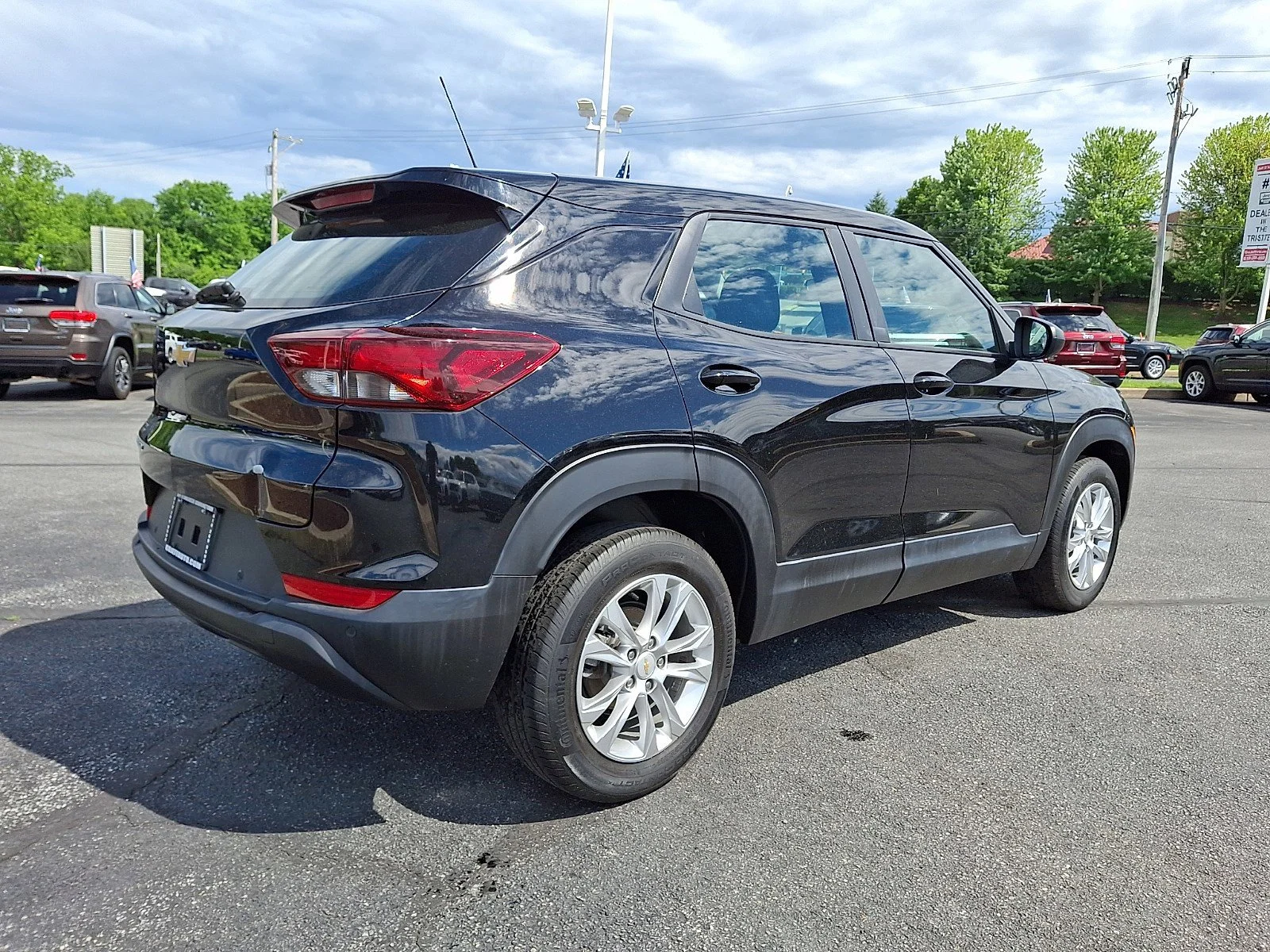 Used 2022 Mosaic Black Metallic Chevrolet LS image 7
