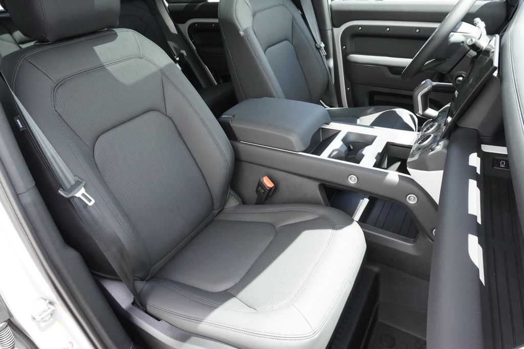New 2026 Borasco Grey Land Rover S image 24