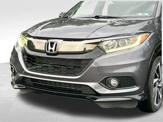 Used 2019  Honda Sport image 9