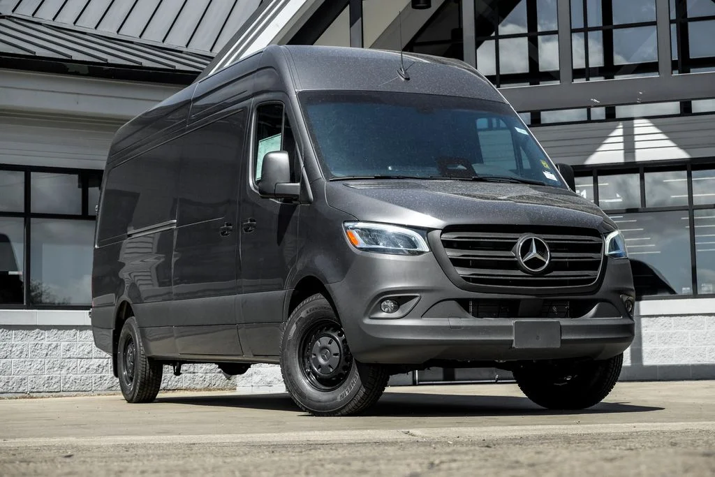 2026 Mercedes-Benz Sprinter 2500 170 WB HO High Roof's photo