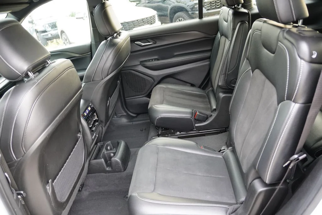 Certified Used 2024 Bright White Clearcoat Jeep Altitude X image 17