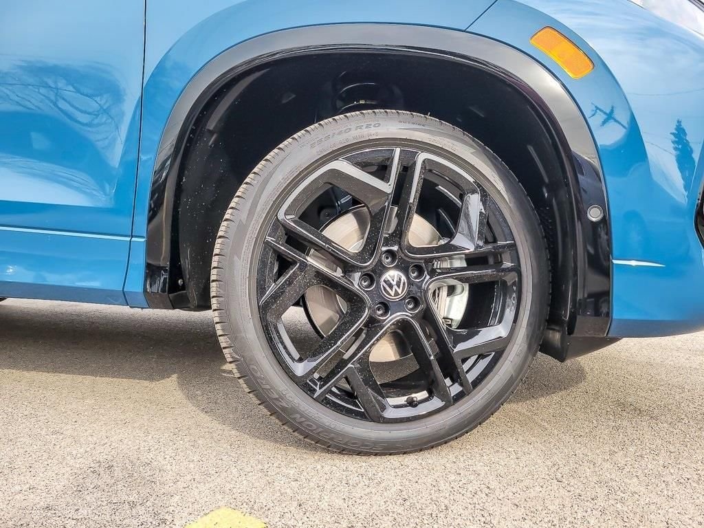 New 2026 Monterey Blue Pearl Volkswagen 2.0T SE R-Line Black image 6