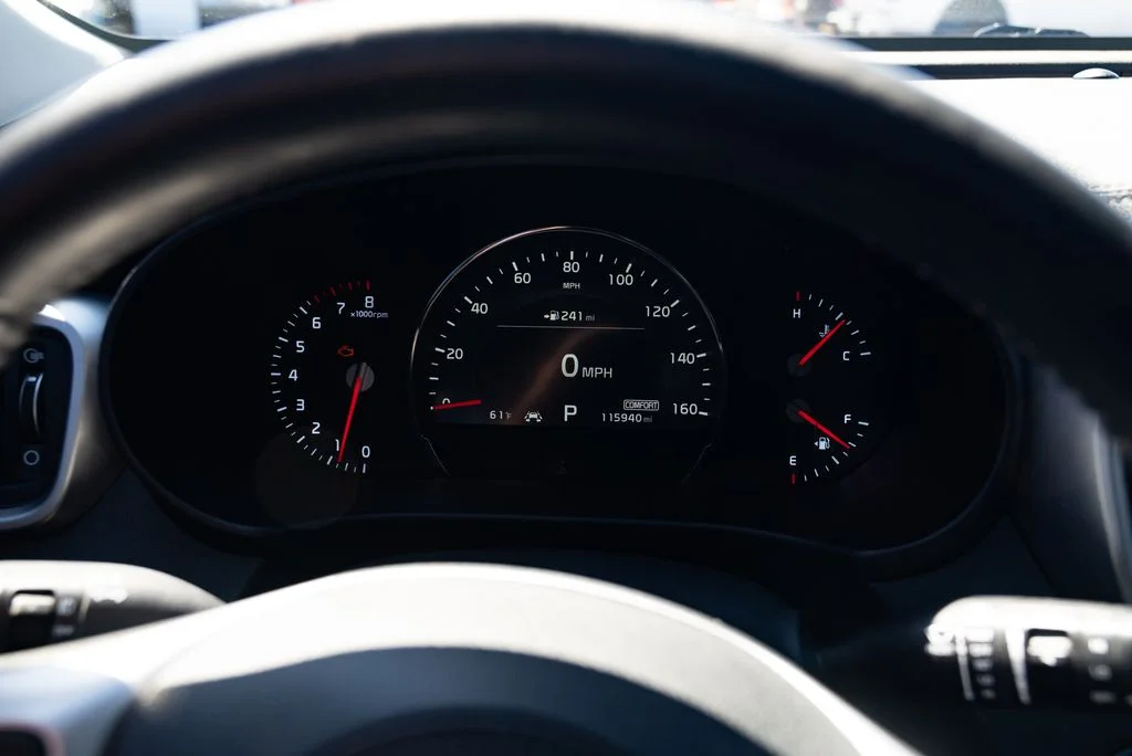 Used 2020 White Kia EX image 12