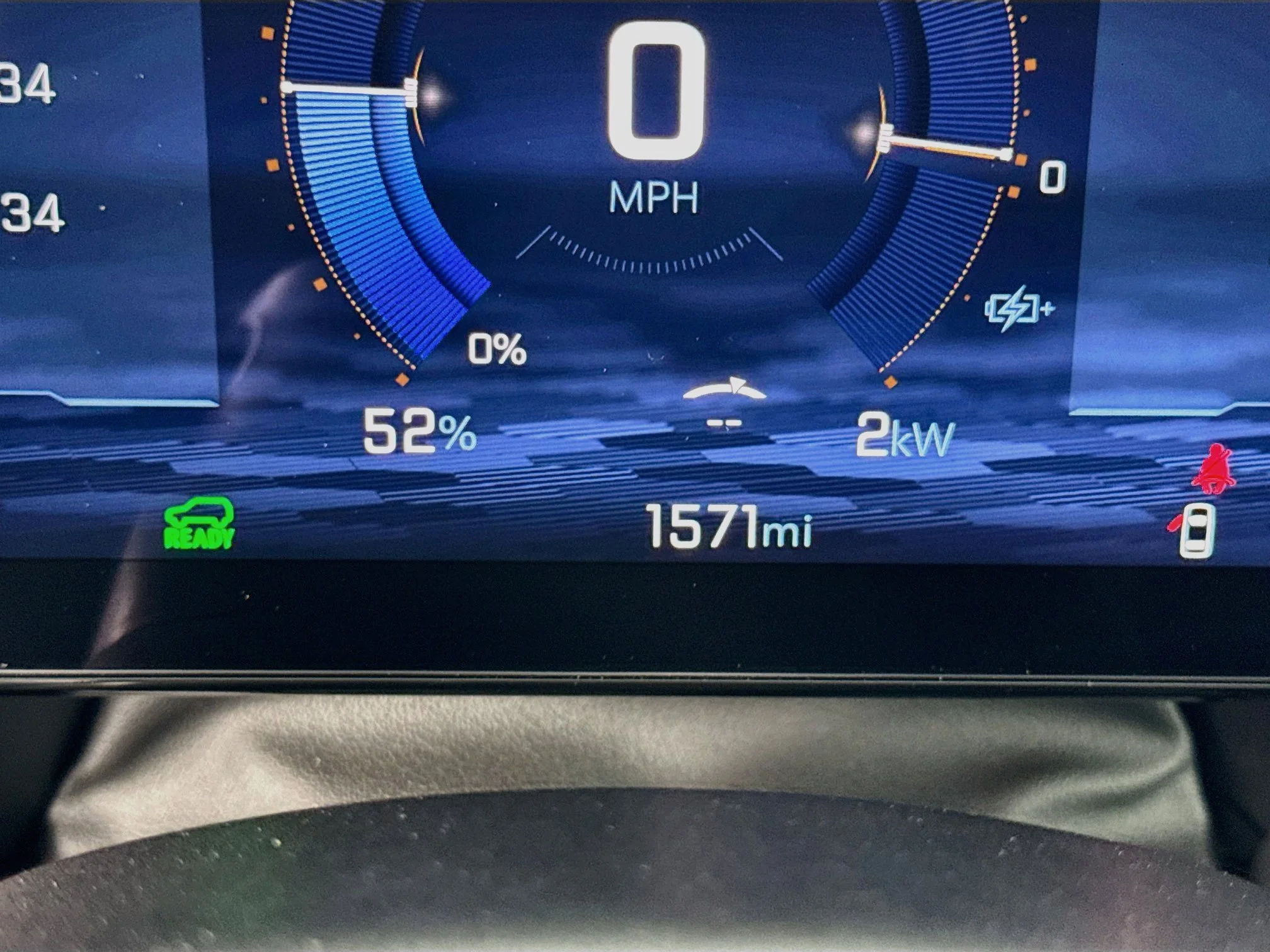 Used 2025 Galaxy Gray Metallic Chevrolet RS image 14