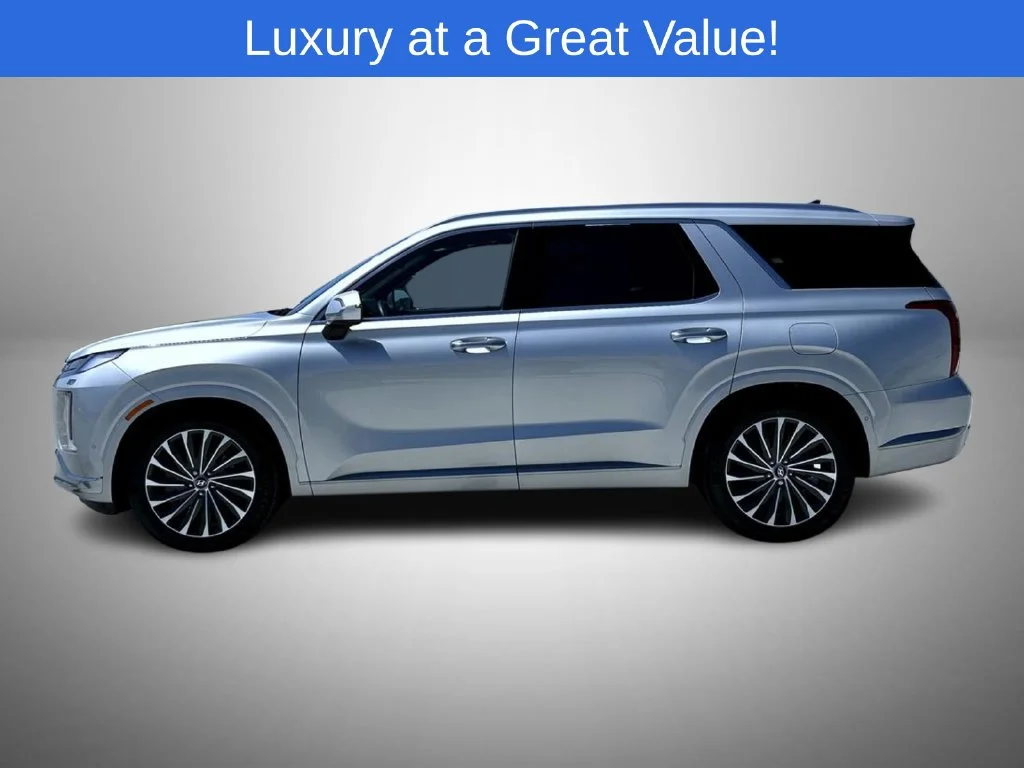 Used 2023 Silver Hyundai Calligraphy image 8