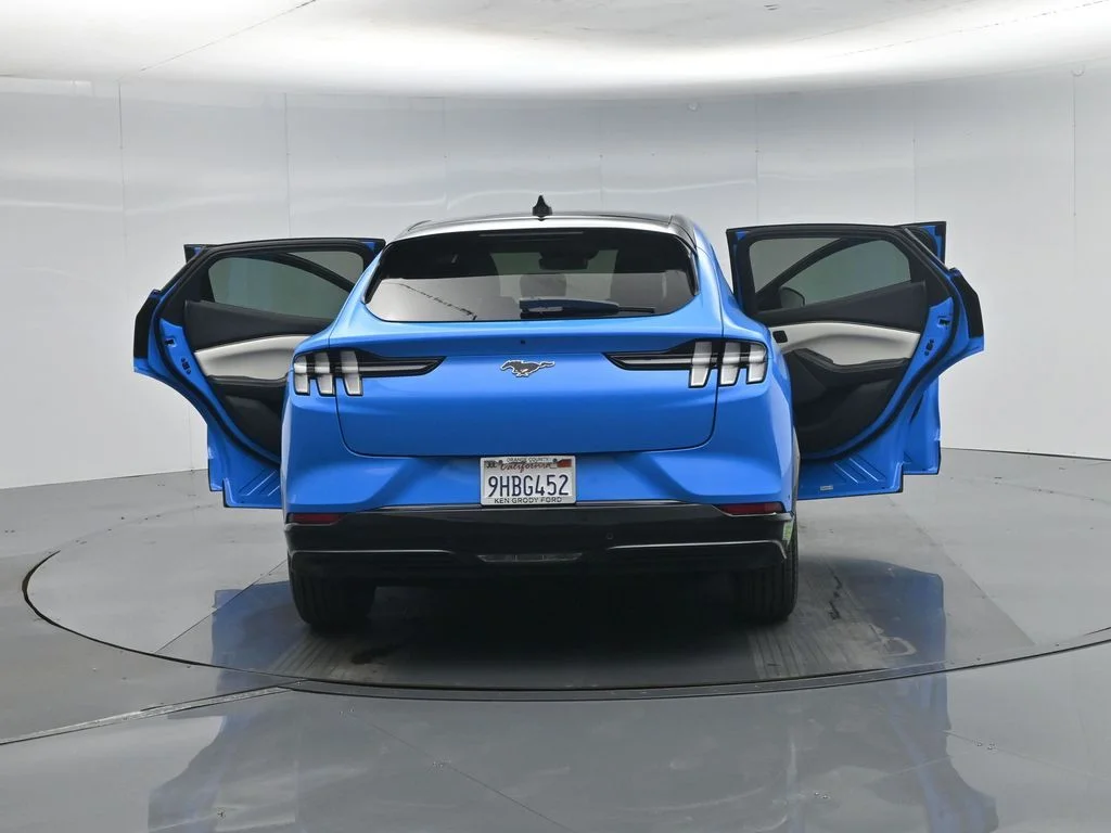 Used 2023 Blue Ford Premium image 32