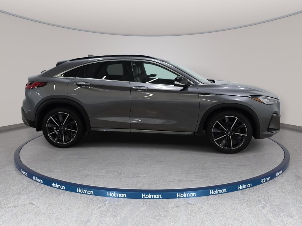 Certified Used 2023 Graphite Shadow INFINITI LUXE image 4