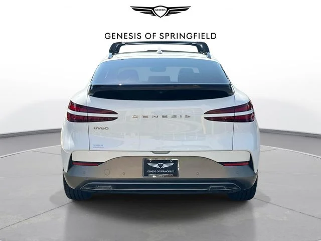 Used 2023 White Genesis Advanced image 7