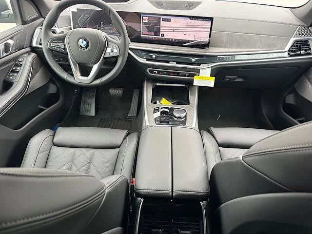 New 2026 Skyscraper Grey Metallic BMW xDrive40i image 6