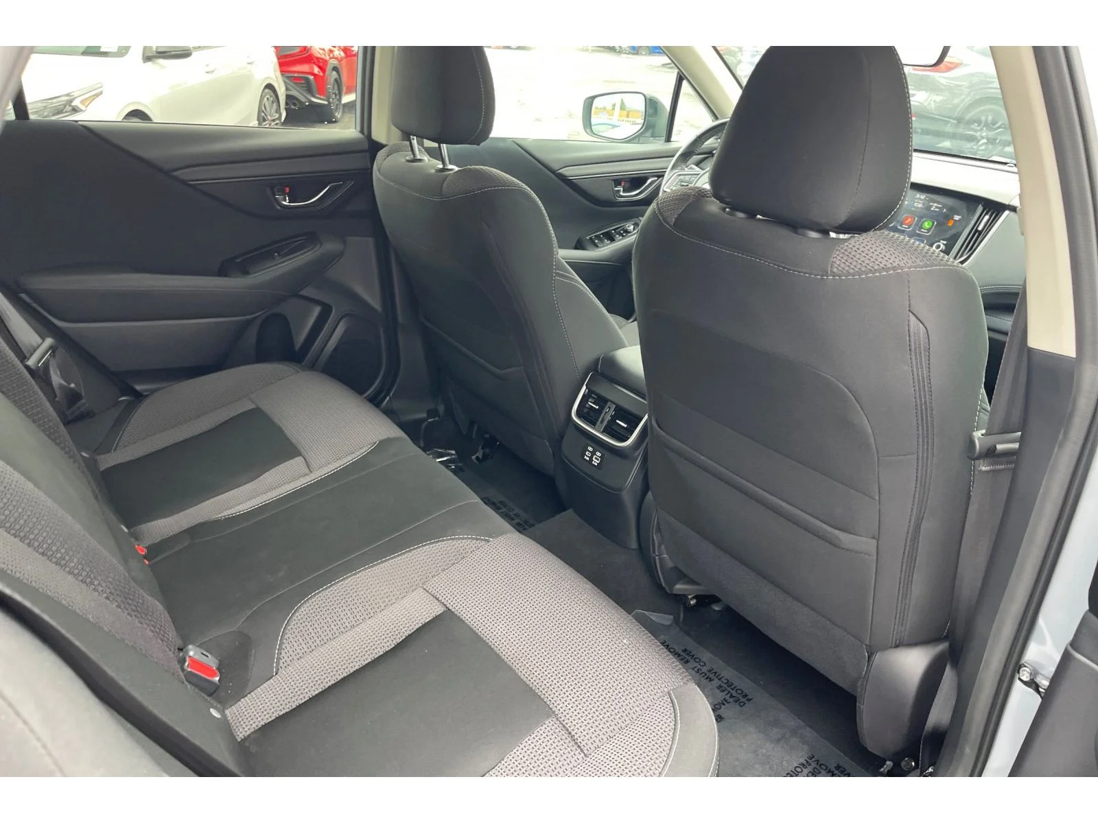 Used 2024 ICE SILVER METALL Subaru Premium image 18