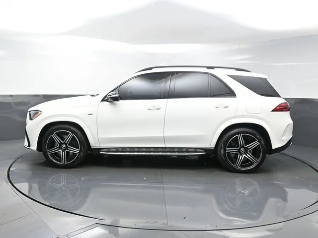Used 2025  Mercedes-Benz GLE 450e image 4