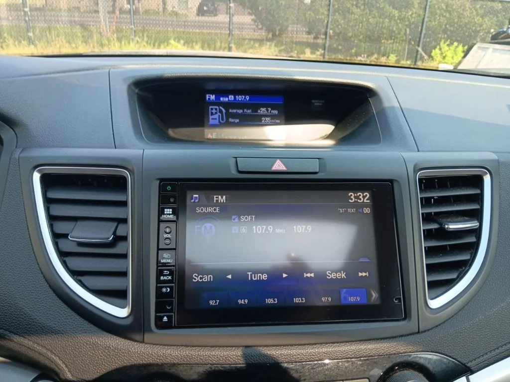 Used 2015  Honda EX image 22