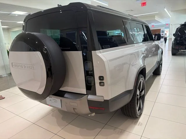 New 2026 Borasco Grey Land Rover S image 5