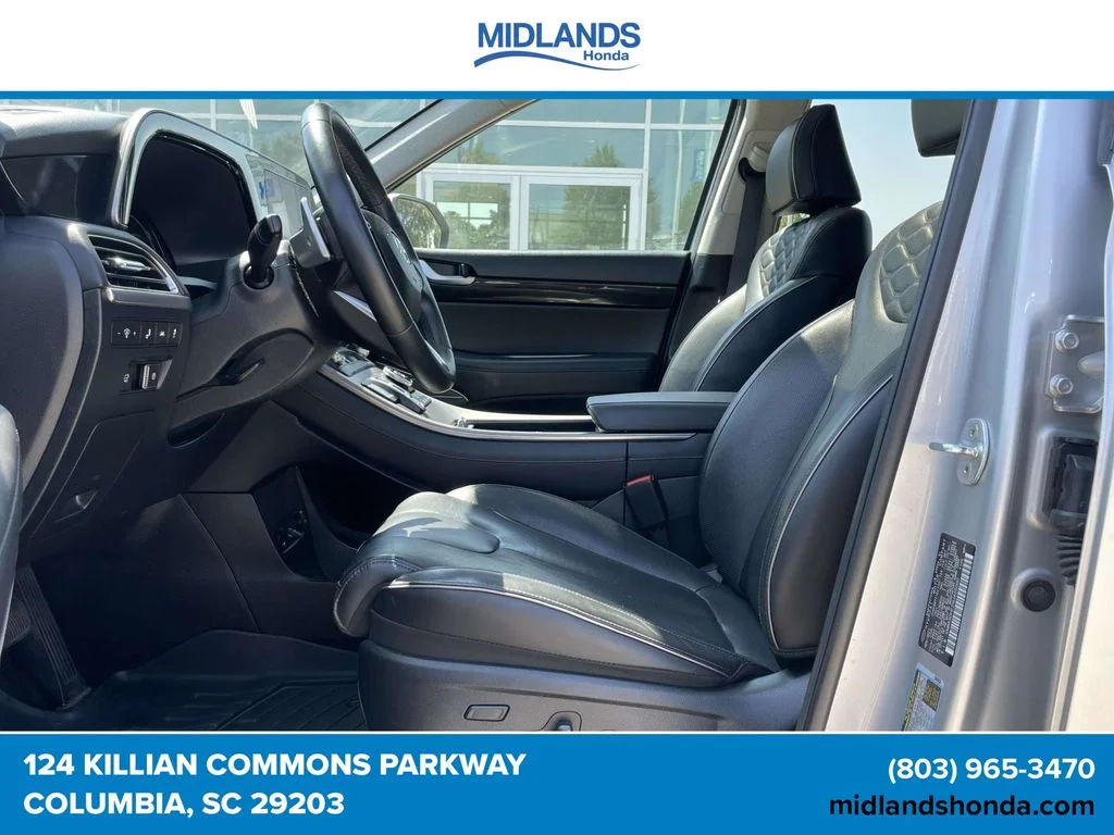 Used 2022 Silver Hyundai Limited image 15