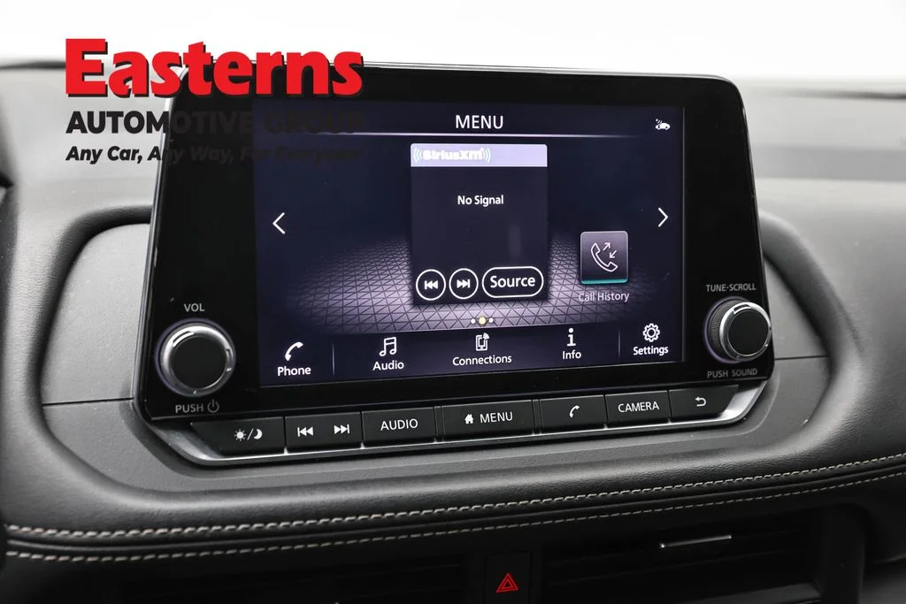 Used 2024 Silver Nissan SV image 18