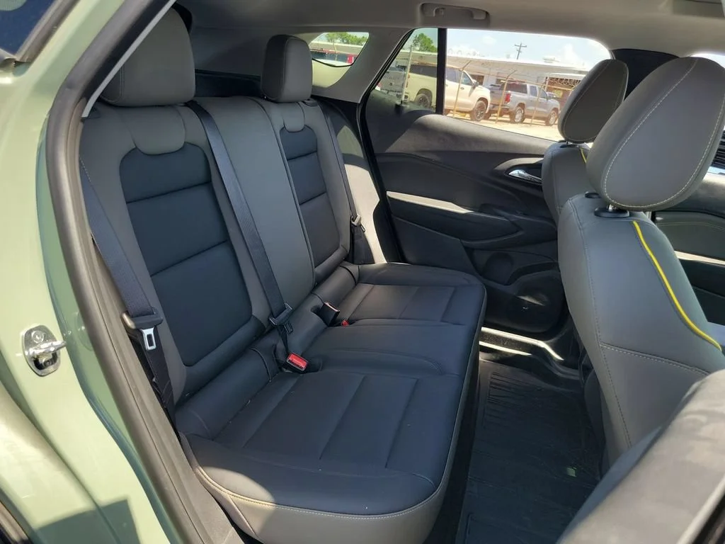 Used 2024 Cacti Green Chevrolet ACTIV image 26