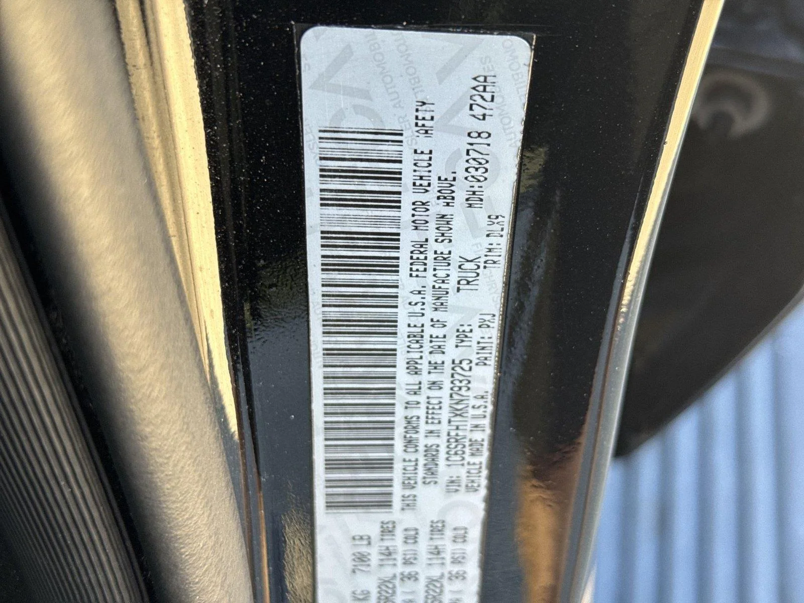 Used 2019 Diamond Black Crystal Pearlcoat Ram Limited image 28