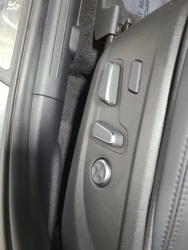 Used 2023 Hampton Gray Hyundai Calligraphy image 18