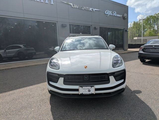 Used 2025 White Porsche Base image 10