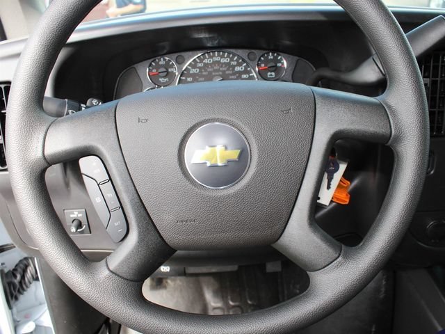 2026 Chevrolet Express Cargo Work Van - Photo 9