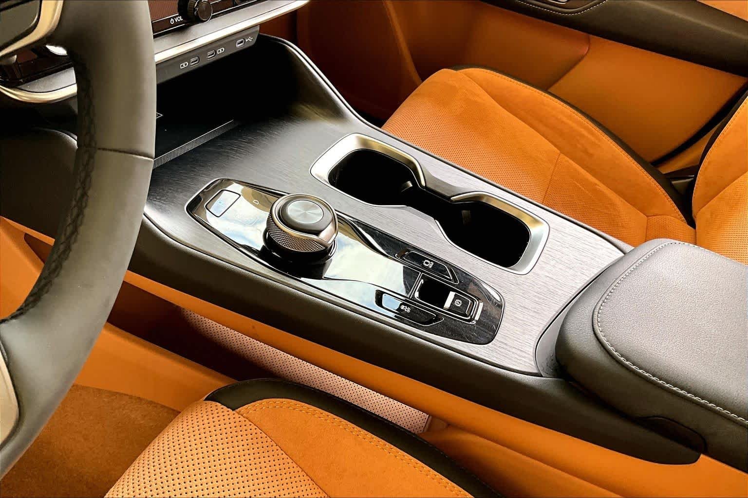 Used 2023 Iridium Lexus Luxury image 13