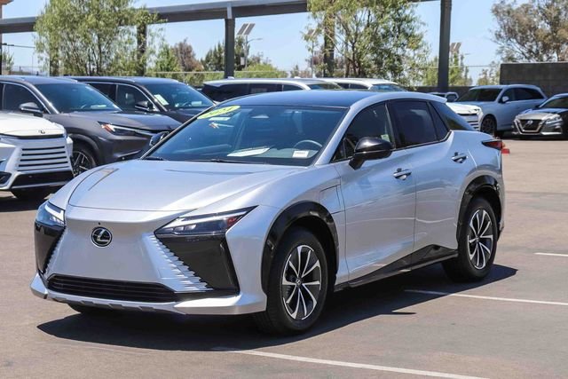Certified Used 2024 IRIDIUM Lexus 300e Premium image 3