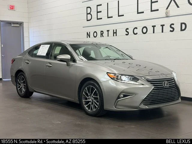 Used 2016 Silver Lexus 350 image 2