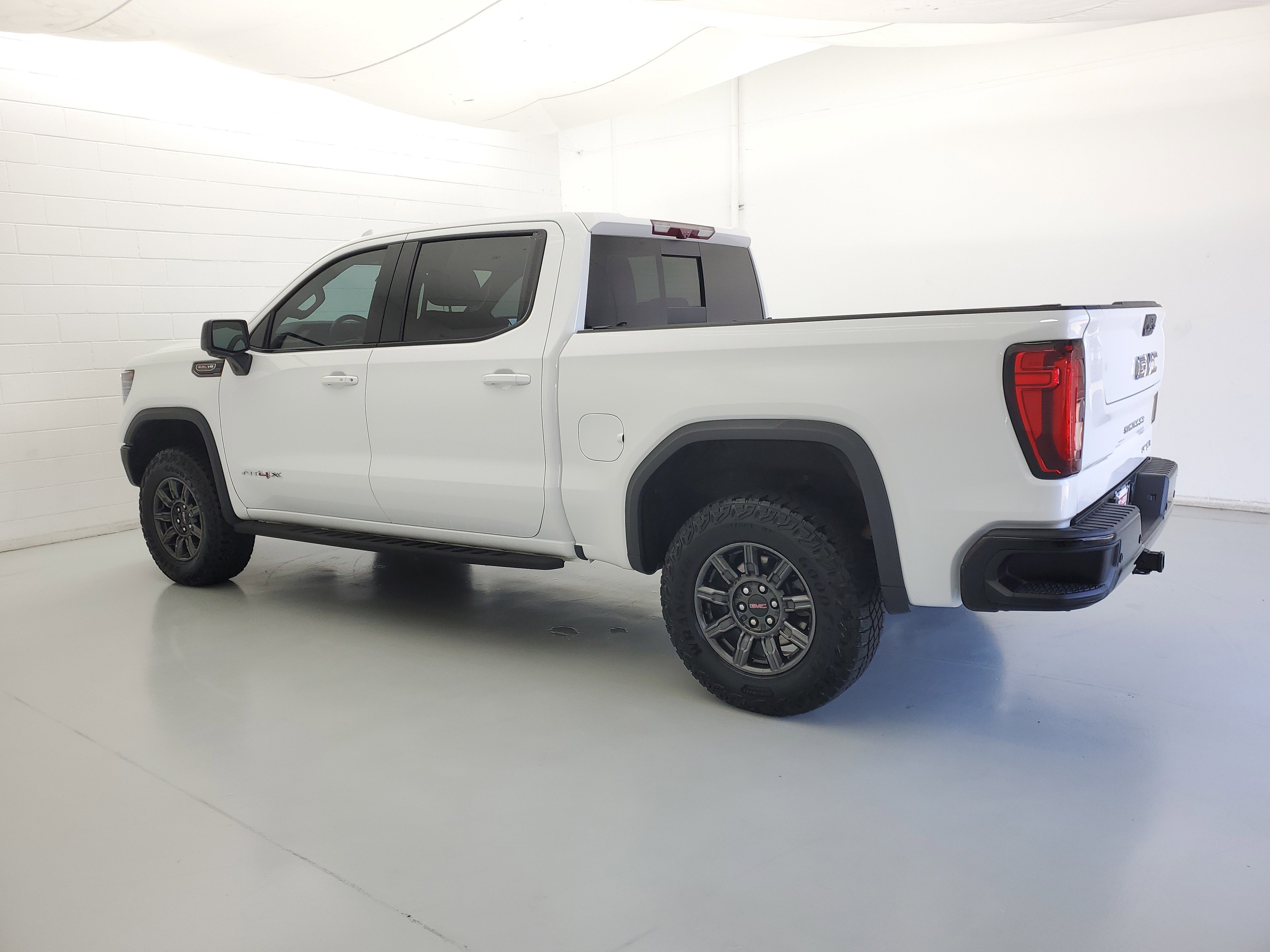 Used 2024 Summit White GMC AT4X image 7
