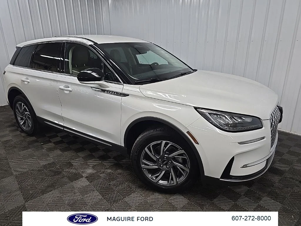Used 2023 White Lincoln Standard image 7