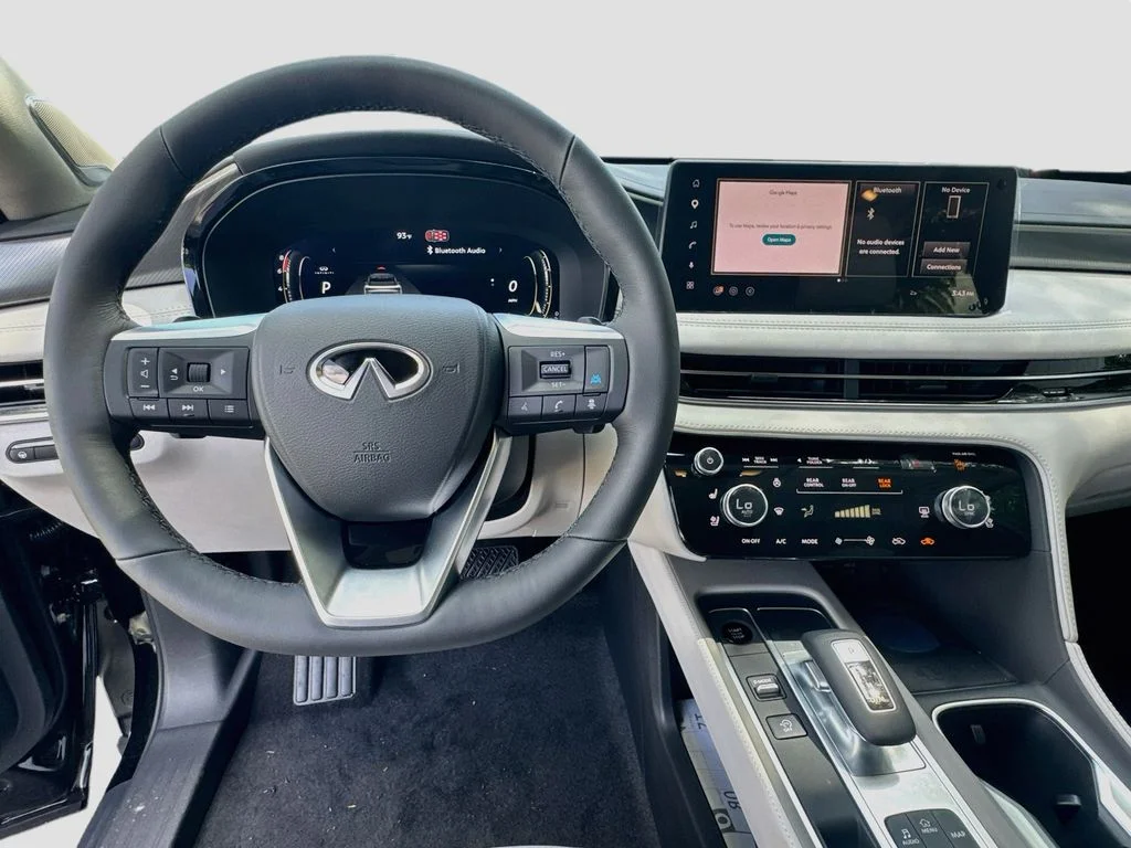 New 2027 MINERAL BLACK INFINITI Luxe FWD image 11
