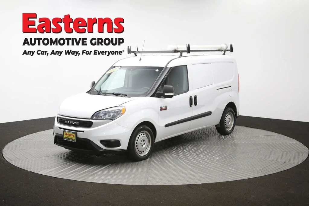 Used 2022 White Ram Base image 55