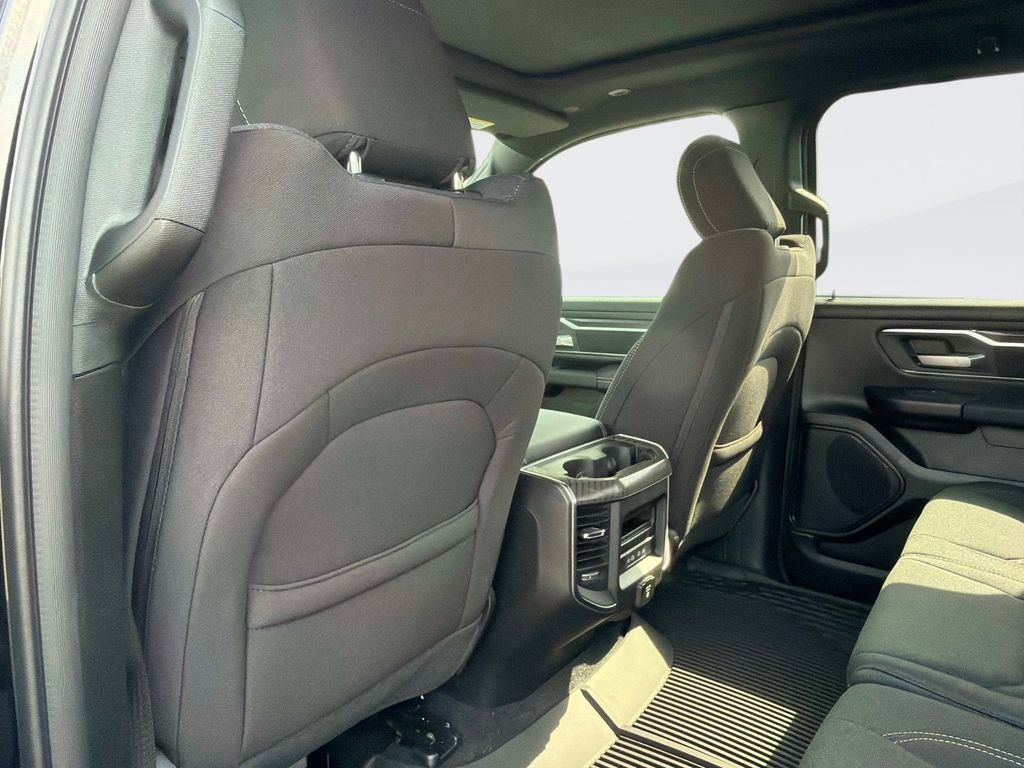 New 2026 Diamond Black Crystal Pearl-Coat Exterior Paint RAM Big Horn/Lone Star image 13